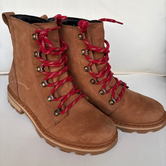 Sorel Waterproof Women’s Boots - Picture 1 of 8
